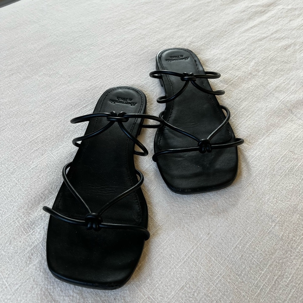 Abercrombie Sandals 7.5